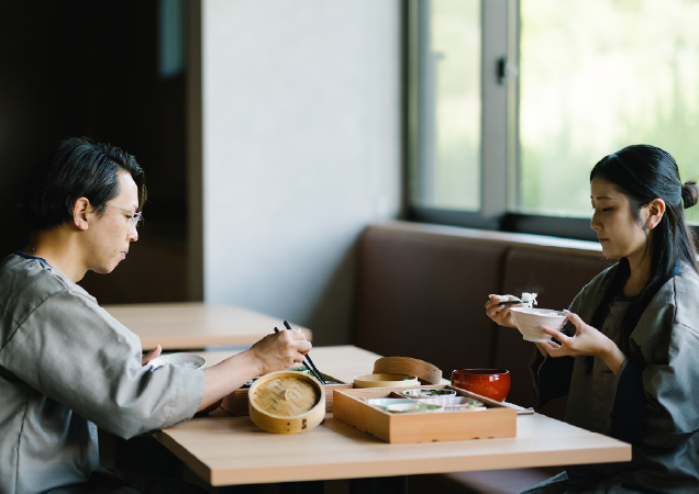 朝食